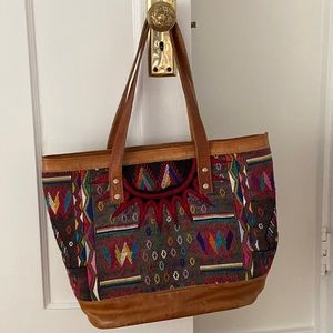 Artisanal large leather bag from Nena and Co. Handmade Guatemala. Fully lined.